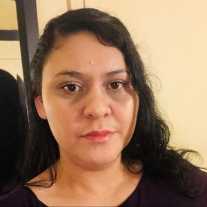 Meet your Posher, Xiomara